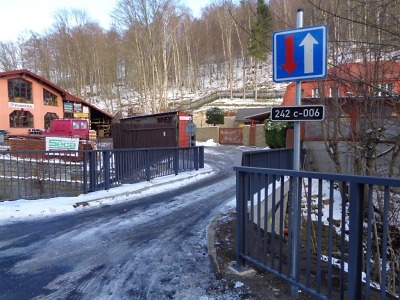 Nový most vyrostl v jablonecké ulici Pionýrů