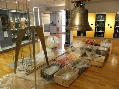 V muzeu skla se přestavuje stálá expozice v Čarovné zahradě