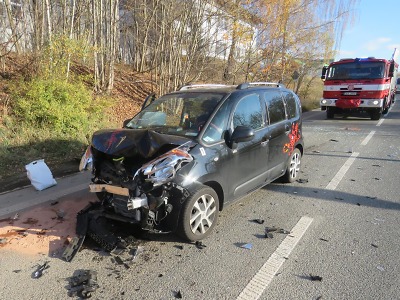 V Belgické ulici v Jablonci narazila řidička do odbočujícího auta