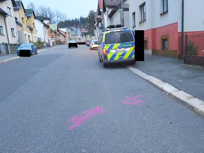 Policie hledá svědky nehody v jablonecké ulici Mánesova