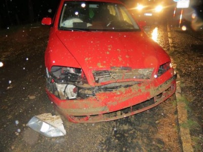 Řidič v noci přehlédl staveniště v Maršovické ulici v Jablonci