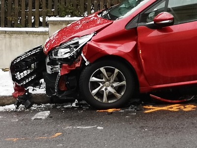 Autor foto:Rudolf Kožený Při nehodě v jablonecké ulici Na Roli zemřel řidič