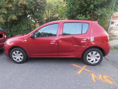 Řidič ujel z místa nehody, policisté ho zjistili díky svědkyni