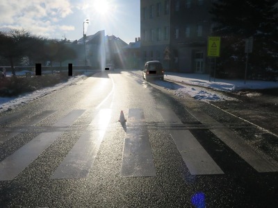 Autor foto:Archiv Policie ČR Řidič oslněný sluncem srazil v Jablonci chodce na přechodu