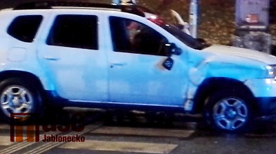 Autor foto:Rudolf Kožený V Jablonci došlo ke srážce osobáku s tramvají