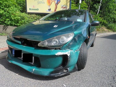 Ke střetu dvou vozidel došlo v jablonecké ulici Podhorská