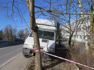 Policie hledá svědky nehody v jablonecké ulici Na Hutích
