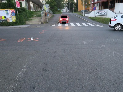 Jablonečtí policisté hledají svědky střetu vozidla s cyklistou