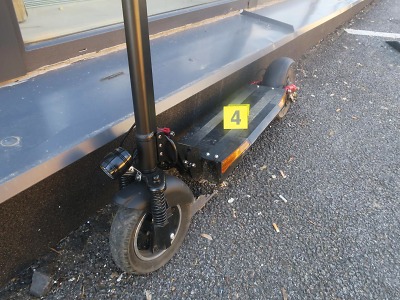 V jablonecké ulici Janovská spadla žena z koloběžky