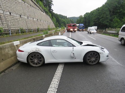 Řidička nezvládla své Porsche na I 35 z Liberce na Turnov