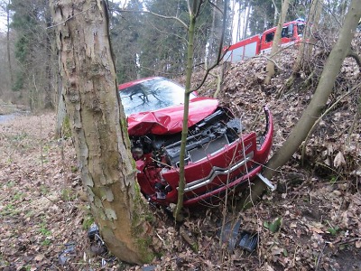 Při odkašlávání sjel v Pulečném ze silnice