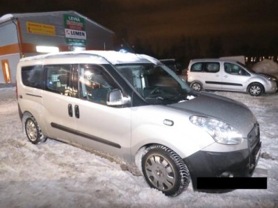 Policie hledá svědky nehody u obchodního domu v Jablonci