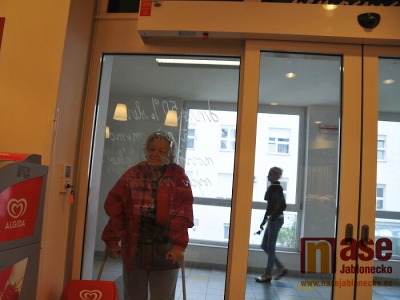 V Libereckém kraji je od 26. října vyhlášen zákaz návštěv v nemocnicích