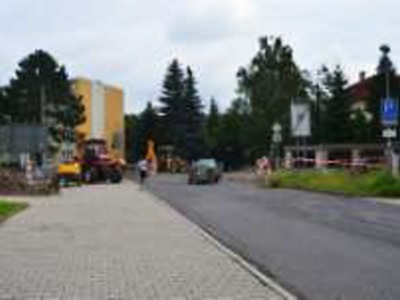 Aktuálně je uzavřen hlavní vjezd do areálu jablonecké nemocnice