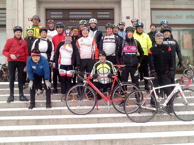 Novoroční vyjížďku si nenechalo ujít 23 cyklistů
