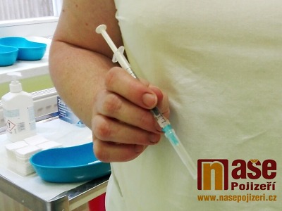 Liberecký kraj nabízí očkování mobilním očkovacím týmem i ve firmách