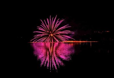 Obrazem: Jablonecký ohňostroj na přehradě