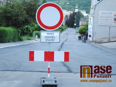 Dalších osm úseků krajských silnic se dočká opravy v letošním roce