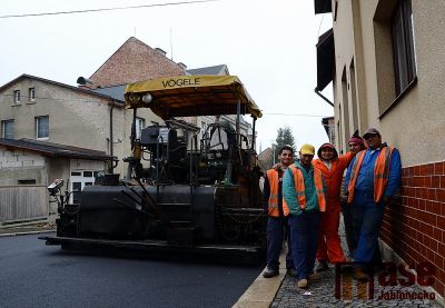 Silničáři pilně pracují i o svátku
