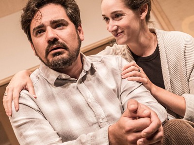 Ošklivec nabídl ostrou sondu do duše