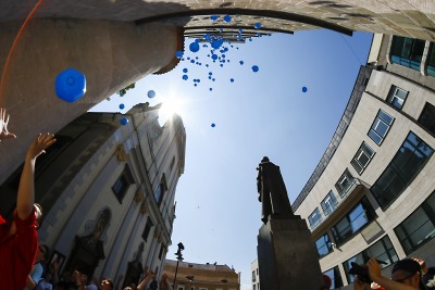 Padající míče u Krajského úřadu budou vstupenkou na Světovou ligu!