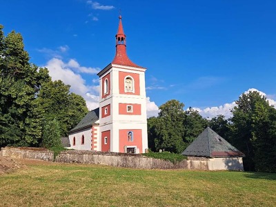 O titul Památka roku se uchází sousoší, nová střecha i márnice