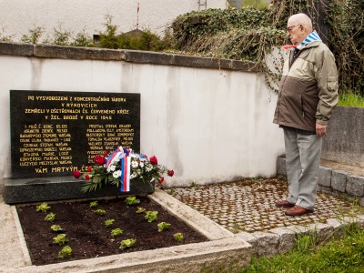 Pamětník válečných hrůz navštívil Železný Brod