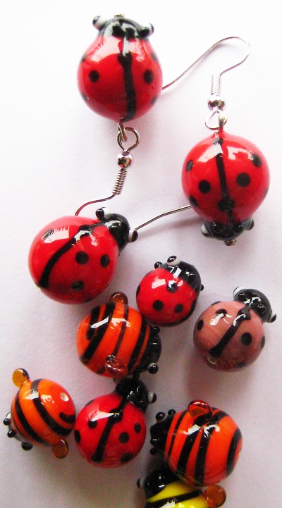 Výrobu originálního šperku nabízí v jabloneckém muzeu