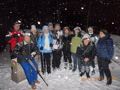 Senioři z Jablonce si udělali předsilvestrovskou procházku