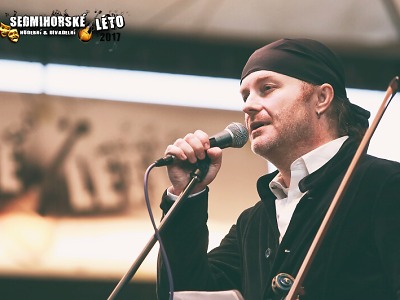 Po Šporclovi rozezní Sedmihorské léto Neckář, AG Flek a Hradišťan