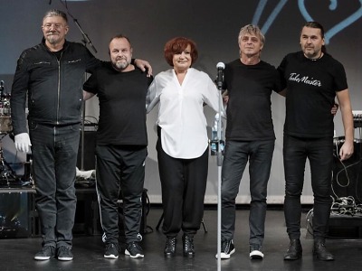 Autor foto:Martin Kubišta Petra Janů oslavila narozeniny koncertem v Jablonci