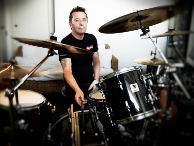 Bubeník Phil Rudd z AC/DC na svém turné nevynechá Jablonec