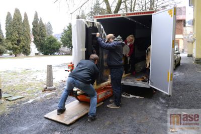 Město Tanvald pořídilo nový koncertní klavír