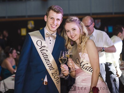 Fotoohlédnutí za maturitním plesem tanvaldského gymnázia 2018