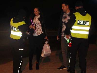 Policisté upozorňovali v Libereckém kraji na viditelnost chodců