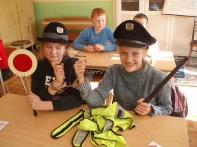 Děti se v ZŠ Kořenov učily, jak se zachovat při kontaktu s cizími lidmi