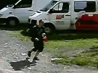 Policie žádá o pomoc při identifikaci muže, který mohl krást v Janově