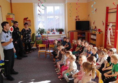 Autor foto:Archiv Policie ČR Policisté navštívili mateřskou školu v Lučanech nad Nisou