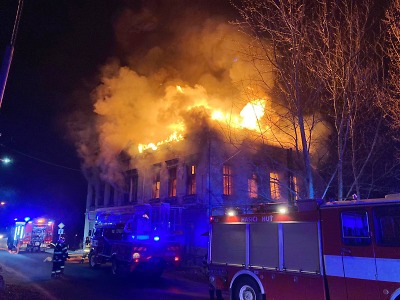 Hořel neobydlený dům v Pěnčíně – Huti