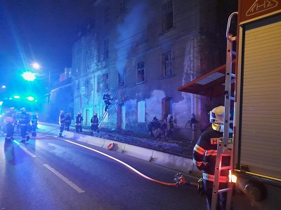 Hořelo v budově bývalého nádraží v Jablonci