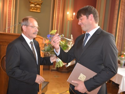 S končícím primátorem Žitavy se rozloučili přátelé i kolegové ze tří zemí