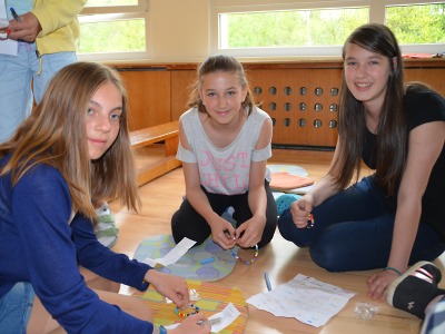 Obrazem: Předání korálků žákům jablonecké ZŠ Arbesova