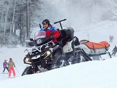 Horští záchranáři u Ještědu pomohli dalšímu lyžaři