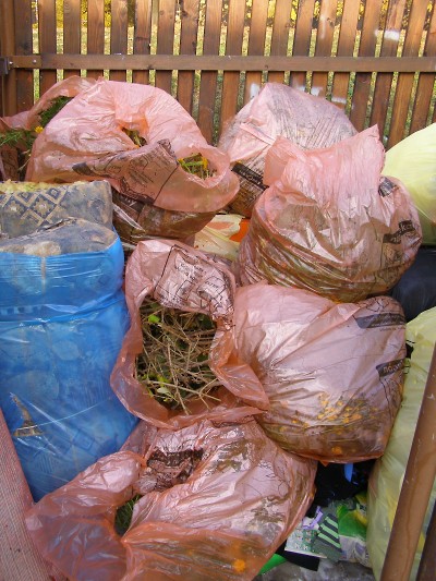 Pytle na separovaný odpad už nebudou v Jablonci anonymní