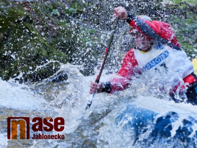 Na Kamenici se převrátil raft, žena později v nemocnici zemřela