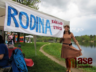 Den rodiny u přehrady objektivem Jany Veselé