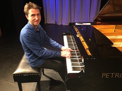 Wagner exceloval u klavíru