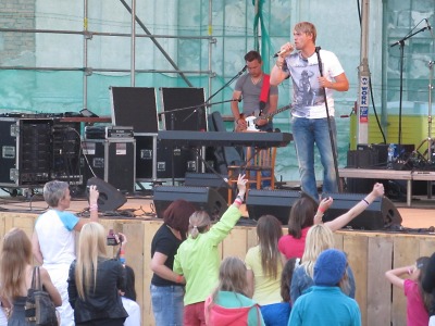 David Deyl, Support Lesbiens a klaun Fílo přilákali do Rokytnice celé rodiny