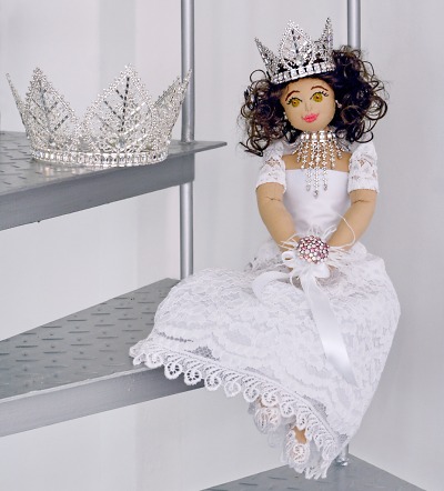 Panenka Šenýrka se za Jablonecko účastní aukce pro Unicef