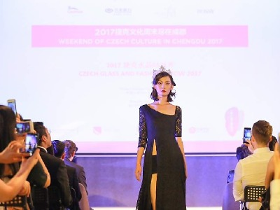 Exotická Asie i chladný sever. Šperky z Jablonce putují po světě